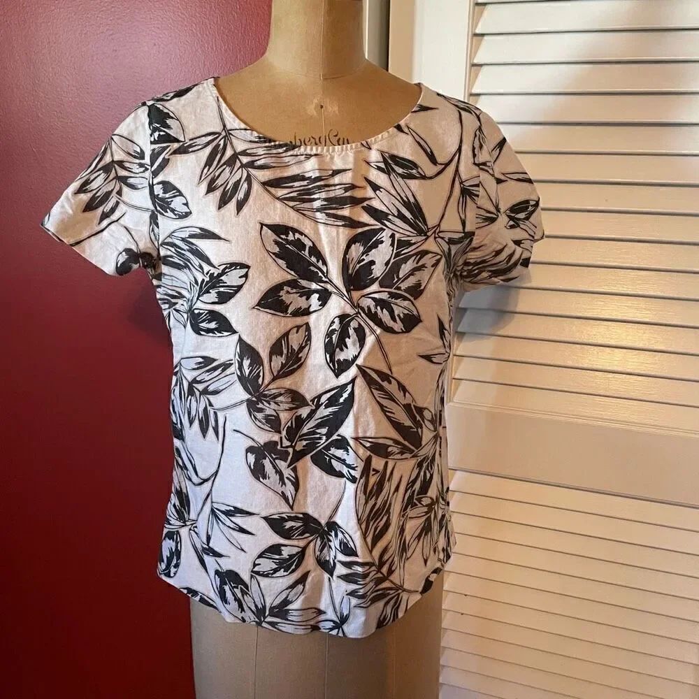 J CREW | cream linen short sleeve floral blouse XS